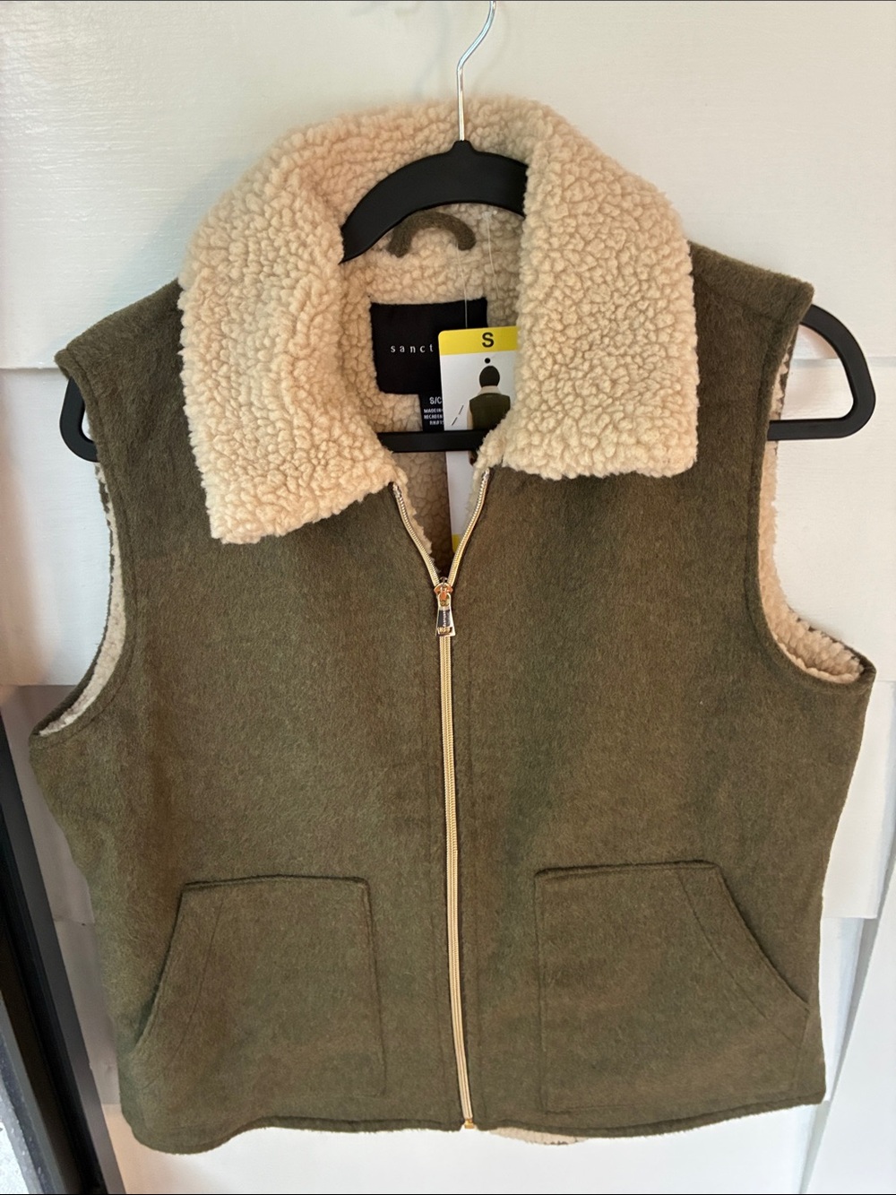 Sanctuary Olive Zip-Up Vest with Cream Sherpa Collar
